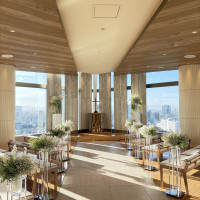 扉が開いた瞬間、あたたかみのあるチャペルに一目惚れしました。