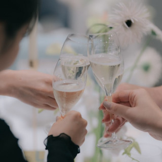 ゲストと一緒に最高の乾杯