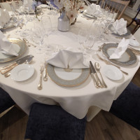 披露宴会場のテーブルの様子