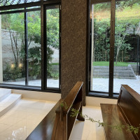 曇り空でもこの明るさ