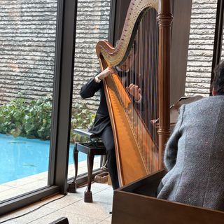 式場のハープ演奏