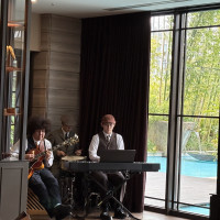 ロビーの生演奏