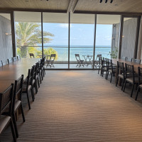 親族用の控え室。
新郎新婦の親族でそれぞれ部屋をカーテンで区