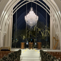 夜はライトアップしてあり、とても綺麗！