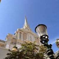 大聖堂のある洋館