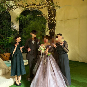 会場以外での写真が取れるのもいい
立ってとるとドレスが映える|789977さんのアーフェリーク白金/テイクアンドギヴ・ニーズウェディングの写真(2631573)