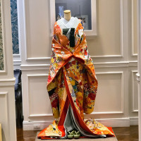 ドレスレンタルで飾られていた着物です。