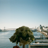 宿泊＆ヘアメイクで使用した自分達の部屋と、ブーケ