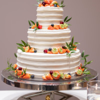 テーブル装花やブーケに使用したお花も使用していただきました