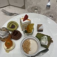 デザートビュッフェ