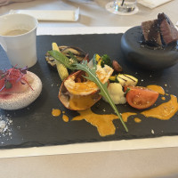 低温調理に力を入れていてほとんどの食材は大阪産だそうです