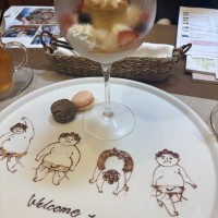 2人の趣味をイラストで描いてくださりました