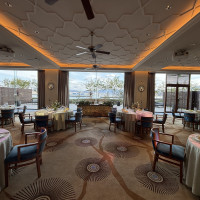 貸切会場の披露宴会場です。テラスもあって外に出れます