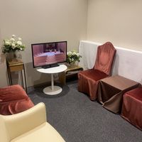 チャペルの新郎新婦の待合です
