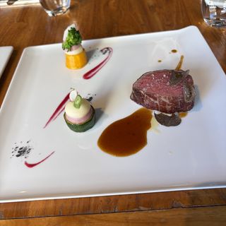 試食した牛フィレ肉のステーキ、最高でした。