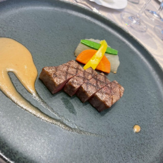 特選黒毛和牛ロース肉の網焼き