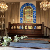 ステンドグラスが素敵なチャペル