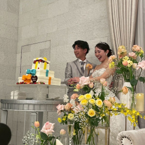 高砂席からの、ケーキ入刀|791141さんのTHE SUITE TOKYO by st.raphaelchapel(ザ スイート 東京)の写真(2636542)