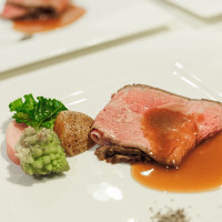 お肉料理(ローストビーフ)