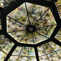 チャペルで最も特徴的だといえる天井でした。