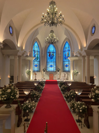 ローズガーデンクライスト教会