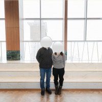 挙式会場の横にひな壇があり、移動せずに集合写真が撮れます。