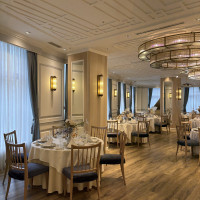 広すぎず狭すぎずちょうど良い披露宴の大きさでした。