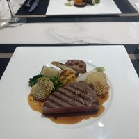 ステーキ、お肉が柔らかく美味しかった