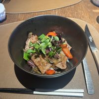 二人が好きな肉をサービスしてくれました。