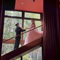 カラードレスでのお迎えスタイル入場