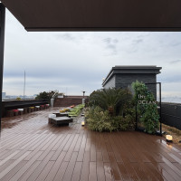 周りに遮るものがない。