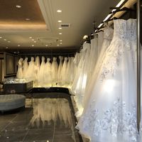 ドレスショップは隣にあるためいきやすい