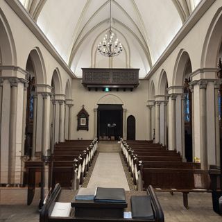 本館チャペル入場口
