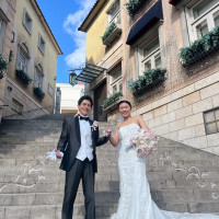 挙式前に大きな階段で写真を撮ってもらいました。