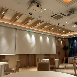 披露宴会場1つ目スクリーン