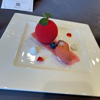 試食会で出た洋食のデザートです