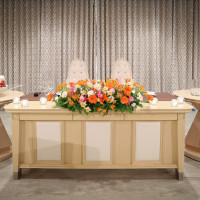 メインテーブルはソファも選択できます