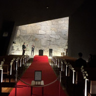 チャペル入り口すぐ