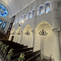 椅子がフカフカでゲストも座りやすい