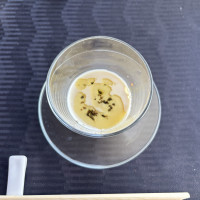 スープ（カリフラワーとトリュフ）