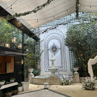 タープ付きのガーデン・噴水