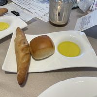 料理　パンは食べ放題でした
