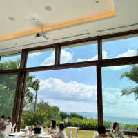 窓が開くと風が気持ちいいです