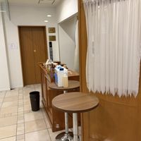 スタッフさんが荷物の預りをしてくれます
