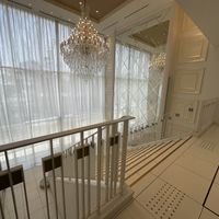 チャペルの外の大階段です。ここでフラワーシャワーが行えます。