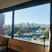熊本城が見える披露宴会場