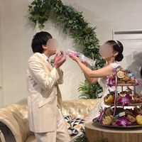 注射器フォークを使ってファーストバイト
