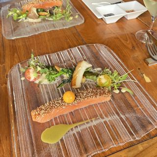 前菜、季節のバーニャカウダが美味しかった