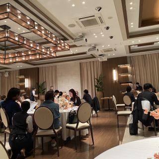 会場