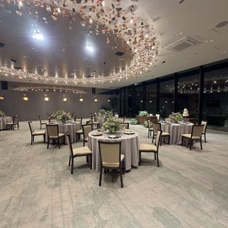 郡山モノリス（KORIYAMA MONOLITH）のクチコミ 披露宴会場の写真（2枚目）